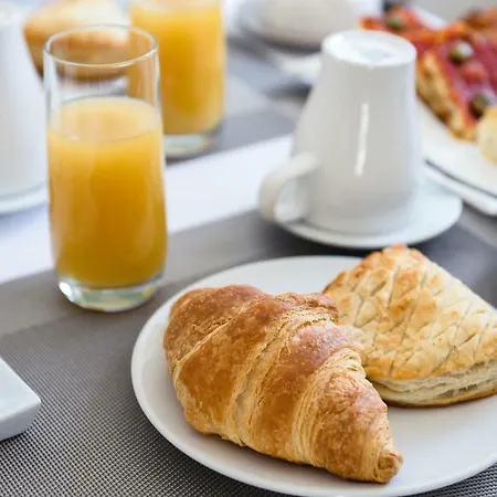 Domus Dams Bed & Breakfast 3*