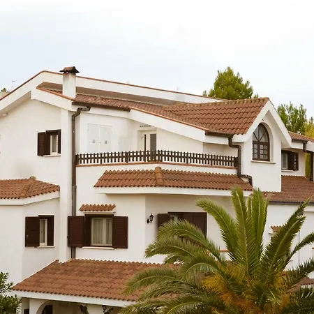 Domus Dams 住宿加早餐酒店 蒙泰斯卡廖索